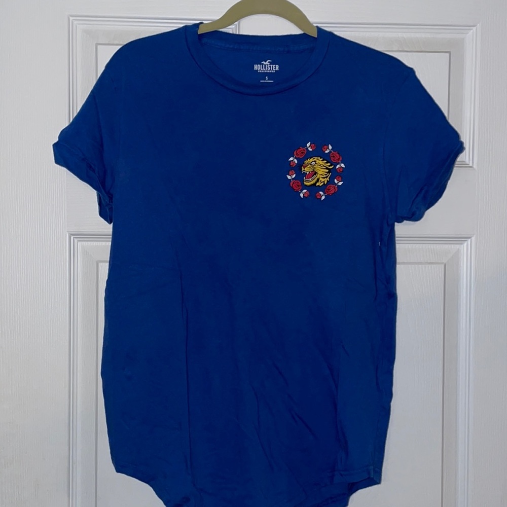 Men’s Hollister Tshirt